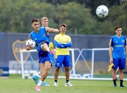 Dramática Lesión de Kevin Zenon Sacude a Boca Juniors: Podría Estar Fuera Toda la Temporada