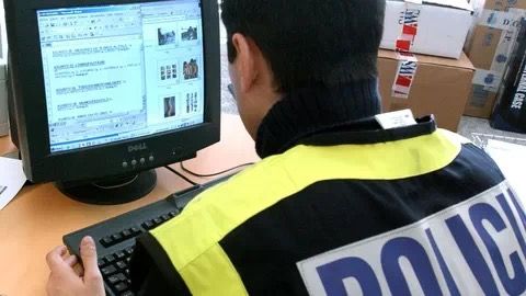 La Guardia Civil ha detenido a un individuo por estafas por internet