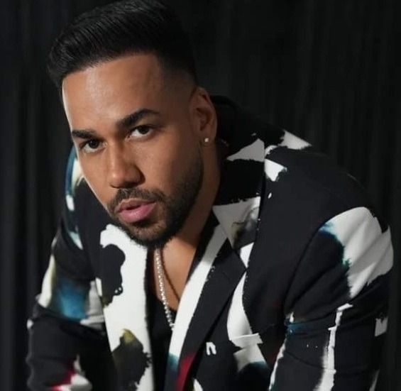 Muere Romeo Santos