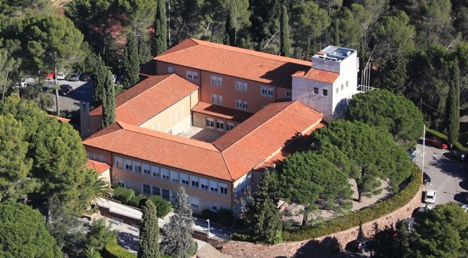 Incendio en la Universidad EUNCET de Terrassa: Clases se Trasladan Temporalmente