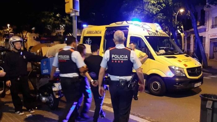 Un grup de joves assassina a un jove en Sant Carles de la Ràpita