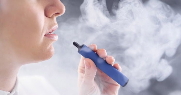 ¡Urgente: Impactantes Descubrimientos sobre el Vaping!  Riesgo Mortal: Enfermedades Pulmonares Graves Relacionadas con el Vapeo