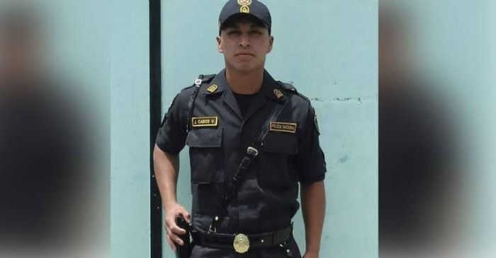 Policía se entrega a si mismo a la Comisaria trás decir la verdad que sucedió en Reynoso Carmen de la legua en el puente Fernando Belaúnde Terry